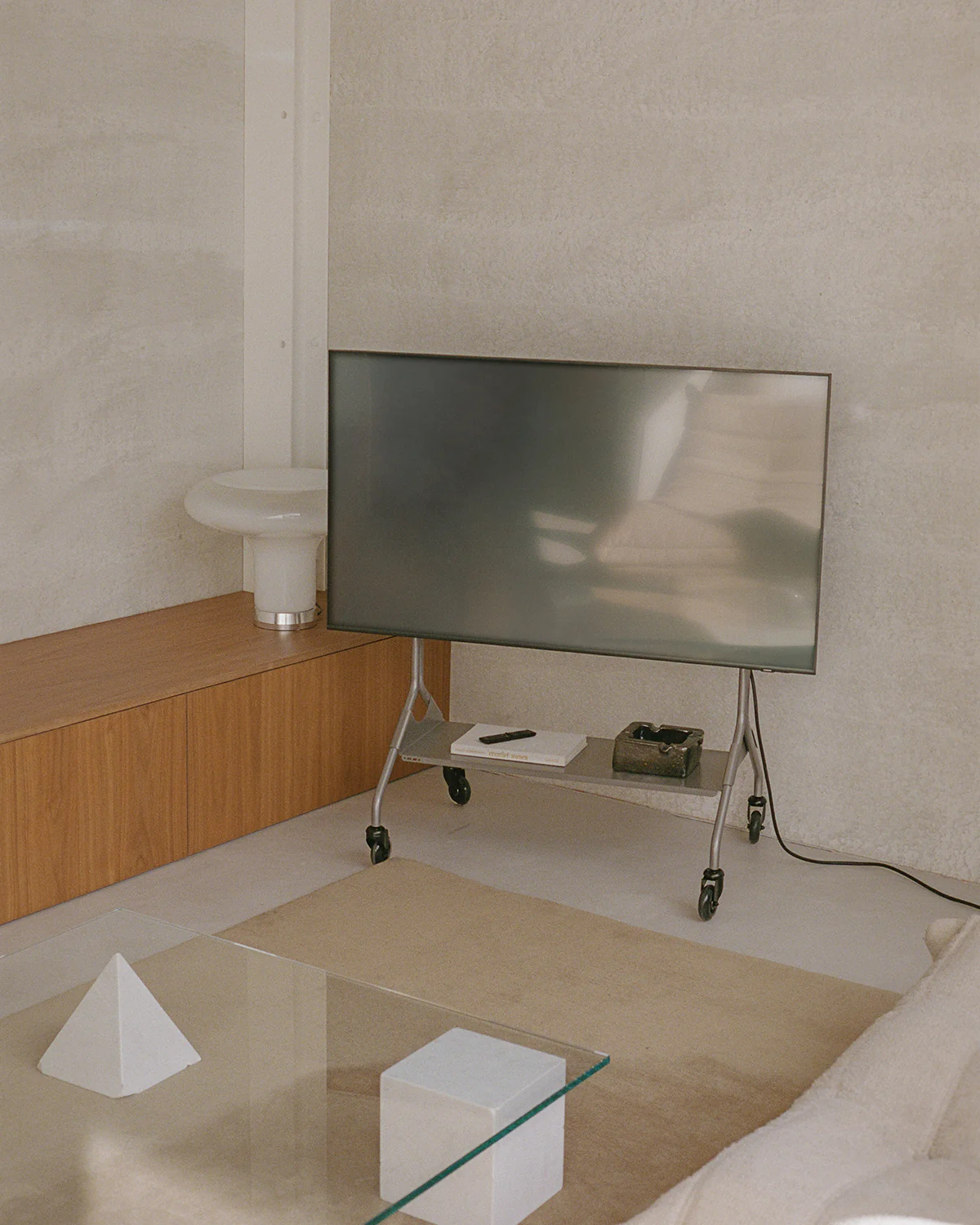 Moon RAW - Raw - Image 14