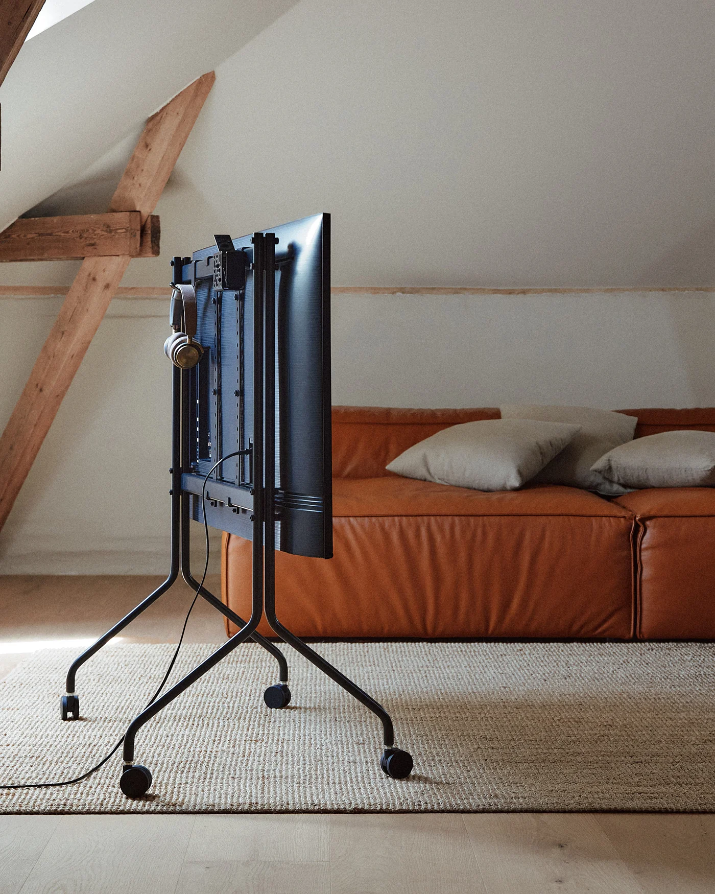 Moon Rollin' - Charcoal - Image 4